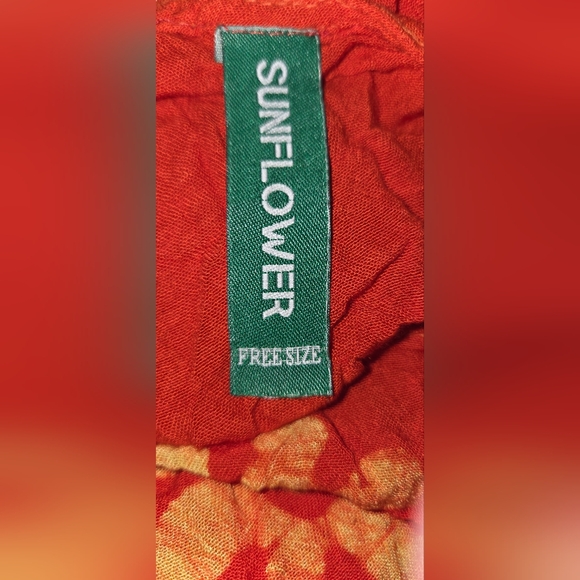 Red and Gold Flutter Sleeve Ruffled Blouse - Picture 3 of 6